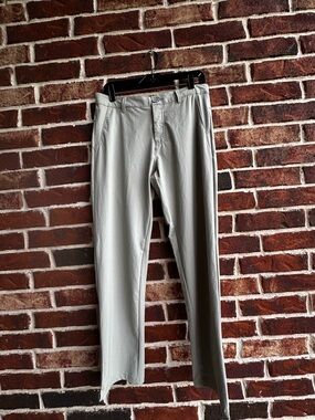 Oakley Men's Light Gray Stretch Chinos